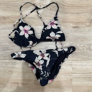 O’Neill Floral Bikini Set (small)